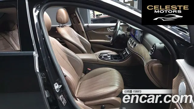 MERCEDES BENZ E-Classe W213 E300 4MATIC Exclusive 2020 — photo 11 sur 20