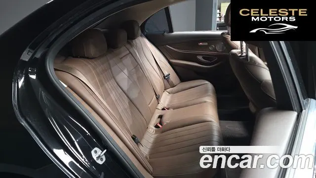 MERCEDES BENZ E-Classe W213 E300 4MATIC Exclusive 2020 — photo 12 sur 20