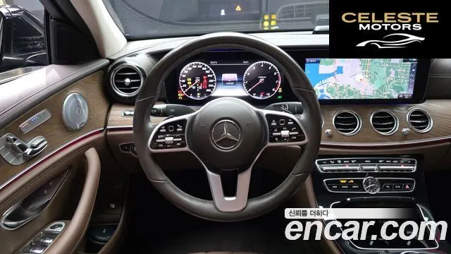 MERCEDES BENZ E-Classe W213 E300 4MATIC Exclusive 2020 — photo 13 sur 20