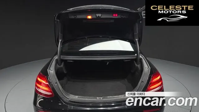 MERCEDES BENZ E-Classe W213 E300 4MATIC Exclusive 2020 — photo 20 sur 20