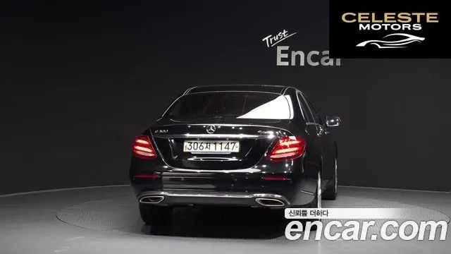 MERCEDES BENZ E-Classe W213 E300 4MATIC Exclusive 2020 — photo 4 sur 20