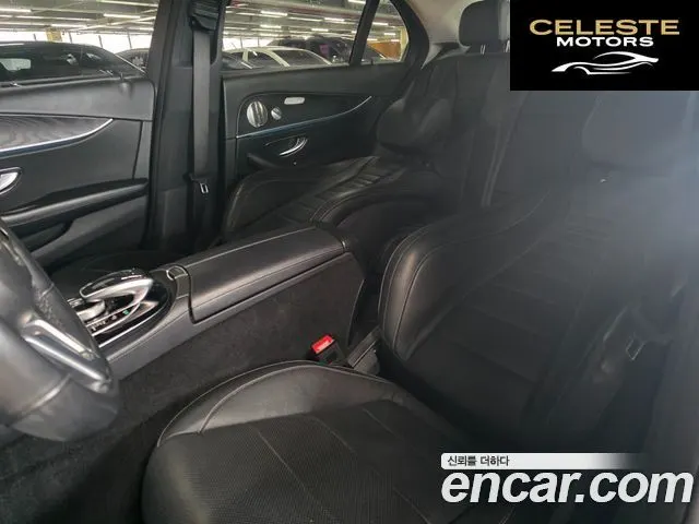 MERCEDES BENZ E-Classe W213 E300 4MATIC Avantgarde 2019 — photo 10 sur 24