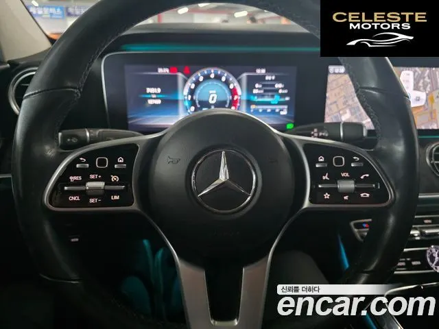 MERCEDES BENZ E-Classe W213 E300 4MATIC Avantgarde 2019 — photo 14 sur 24
