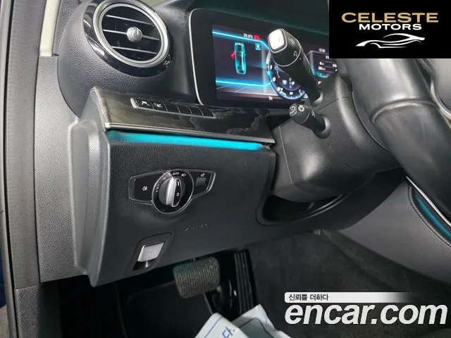 MERCEDES BENZ E-Classe W213 E300 4MATIC Avantgarde 2019 — photo 15 sur 24