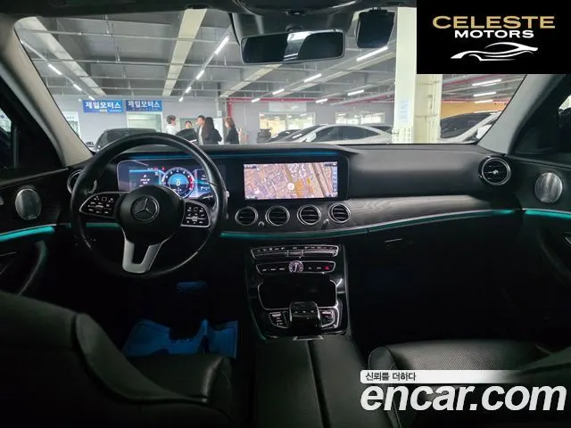 MERCEDES BENZ E-Classe W213 E300 4MATIC Avantgarde 2019 — photo 22 sur 24