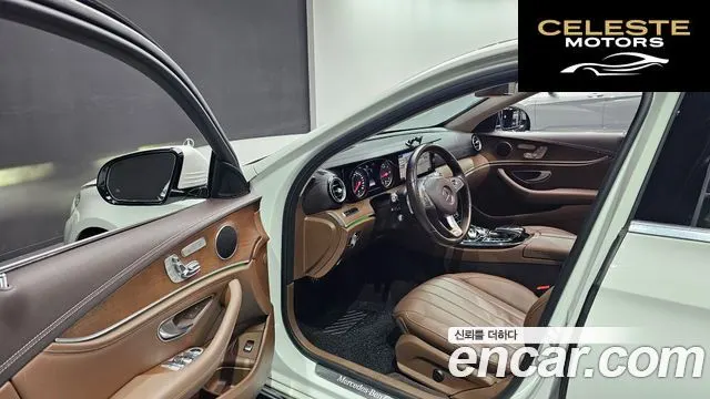 MERCEDES BENZ E-Classe W213 E220d Exclusive 2018 — photo 10 sur 20
