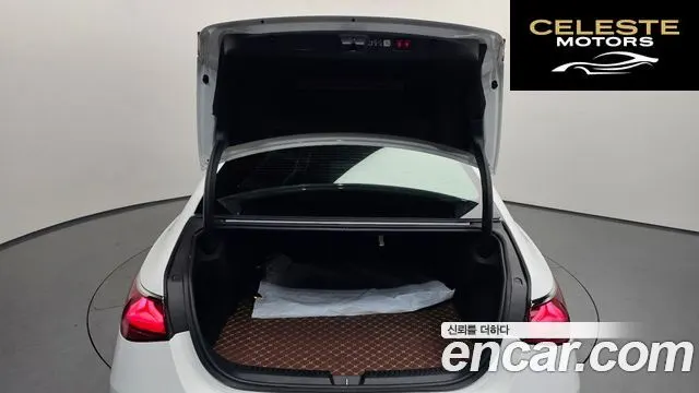MERCEDES BENZ E-Classe W214 E200 Avantgarde 2024 — photo 22 sur 35
