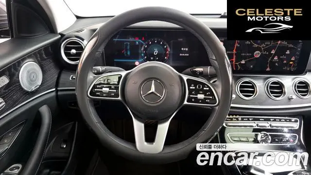 MERCEDES BENZ E-Classe W213 E300 4MATIC Avantgarde 2019 — photo 19 sur 34