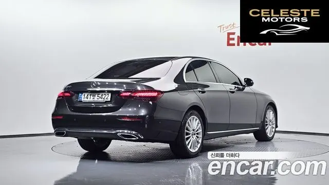 MERCEDES BENZ E-Classe W213 E250 Exclusive 2021 — photo 2 sur 33