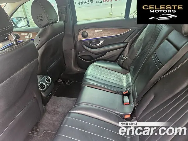 MERCEDES BENZ E-Classe W213 E220d Exclusive 2017 — photo 10 sur 26