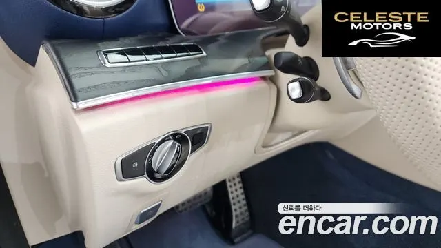 MERCEDES BENZ E-Classe W213 E220d Cabriolet 2018 — photo 28 sur 33