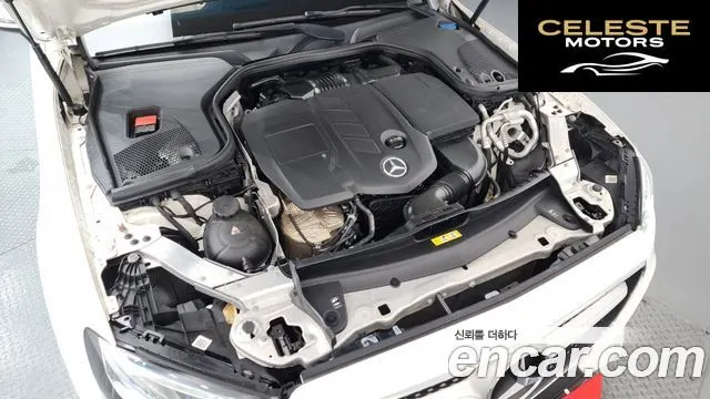MERCEDES BENZ E-Classe W213 E220d Cabriolet 2018 — photo 6 sur 33