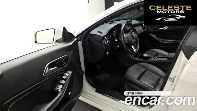MERCEDES BENZ CLA-Classe C117 CLA200 d 2016 — photo 10 sur 20
