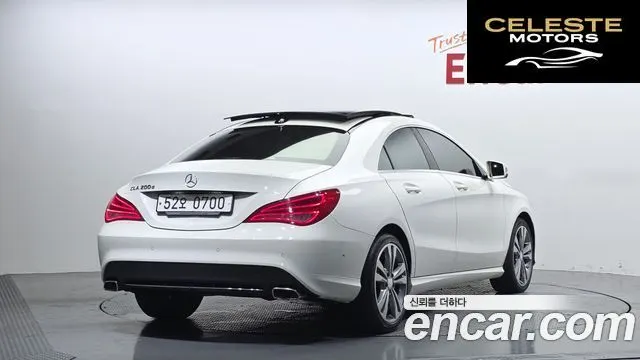 MERCEDES BENZ CLA-Classe C117 CLA200 d 2016 — photo 2 sur 20