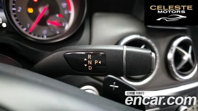 MERCEDES BENZ CLA-Classe C117 CLA200 d 2016 — photo 9 sur 20