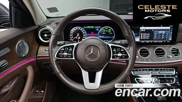 MERCEDES BENZ E-Classe W213 E300e 4MATIC Exclusive 2020 — photo 19 sur 34