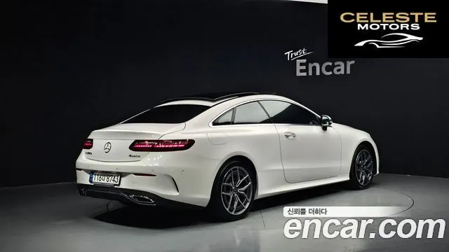 MERCEDES BENZ E-Classe W213 E300d 4MATIC Coupé 2022 — photo 2 sur 36