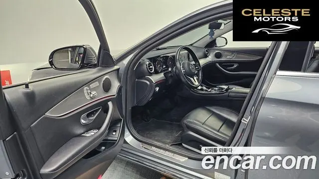 MERCEDES BENZ E-Classe W213 E300 Avantgarde 2019 — photo 10 sur 23