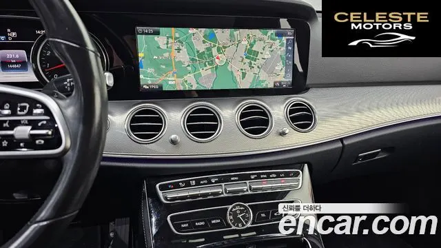 MERCEDES BENZ E-Classe W213 E300 Avantgarde 2019 — photo 16 sur 23