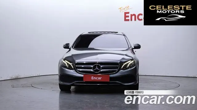 MERCEDES BENZ E-Classe W213 E300 Avantgarde 2019 — photo 3 sur 23