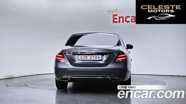 MERCEDES BENZ E-Classe W213 E300 Avantgarde 2019 — photo 4 sur 23