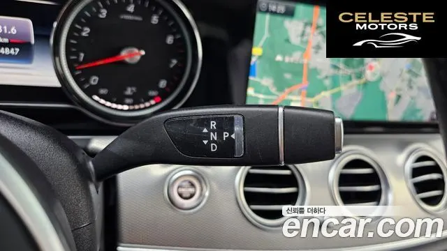 MERCEDES BENZ E-Classe W213 E300 Avantgarde 2019 — photo 9 sur 23