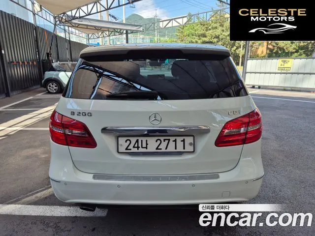 MERCEDES BENZ B-Classe W246 B200 CDI Sport 2012 — photo 5 sur 25