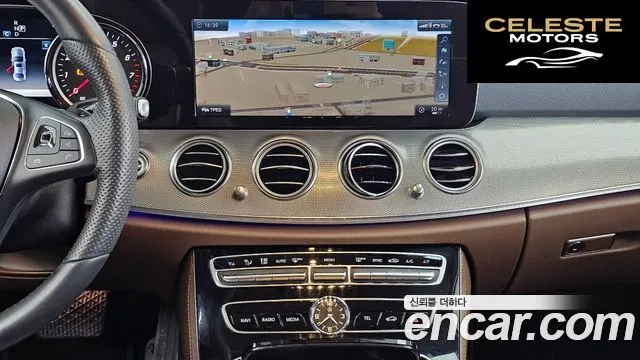 MERCEDES BENZ E-Classe W213 E200 Avantgarde 2018 — photo 20 sur 33