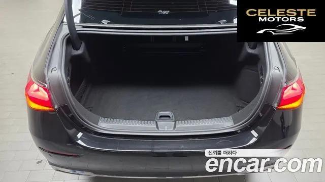 MERCEDES BENZ E-Classe W214 E220d 4MATIC Exclusive 2024 — photo 25 sur 32