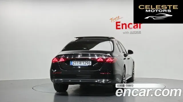 MERCEDES BENZ E-Classe W214 E220d 4MATIC Exclusive 2024 — photo 4 sur 32