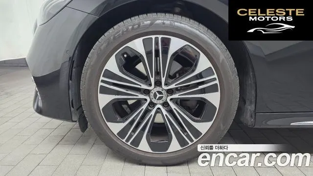 MERCEDES BENZ E-Classe W214 E220d 4MATIC Exclusive 2024 — photo 5 sur 32