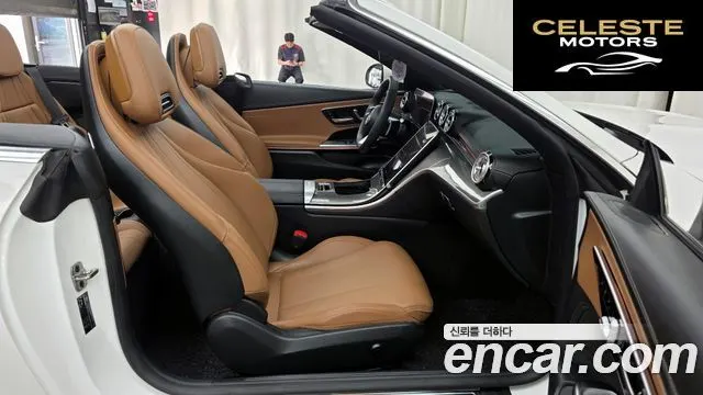 MERCEDES BENZ CLE-Classe C236 CLE200 Cabriolet 2024 — photo 18 sur 30