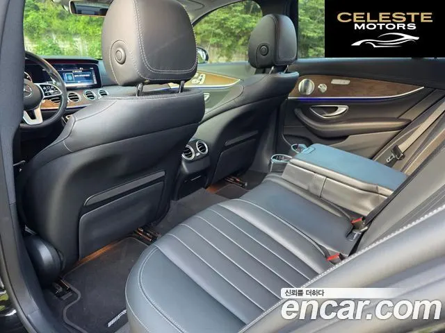 MERCEDES BENZ E-Classe W213 E300 4MATIC Exclusive 2020 — photo 11 sur 26