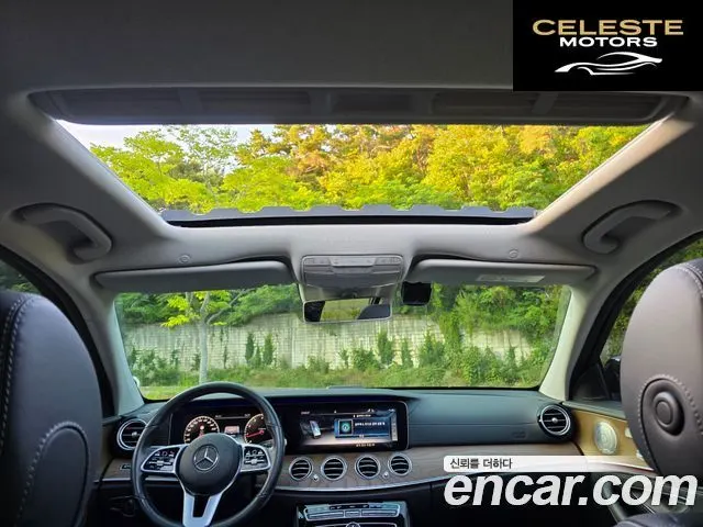 MERCEDES BENZ E-Classe W213 E300 4MATIC Exclusive 2020 — photo 12 sur 26