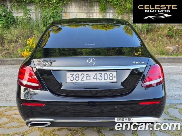 MERCEDES BENZ E-Classe W213 E300 4MATIC Exclusive 2020 — photo 4 sur 26