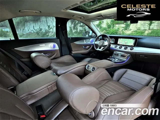 MERCEDES BENZ E-Classe W213 E200 Avantgarde 2017 — photo 8 sur 26