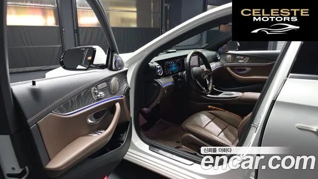 MERCEDES BENZ E-Classe W213 E350 4MATIC Avantgarde 2022 — photo 10 sur 20