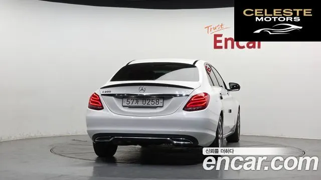 MERCEDES BENZ C-Classe W205 C200 Avantgarde 2017 — photo 4 sur 26