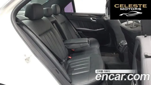 MERCEDES BENZ E-Classe W212 E400 4MATIC 2015 — photo 12 sur 20
