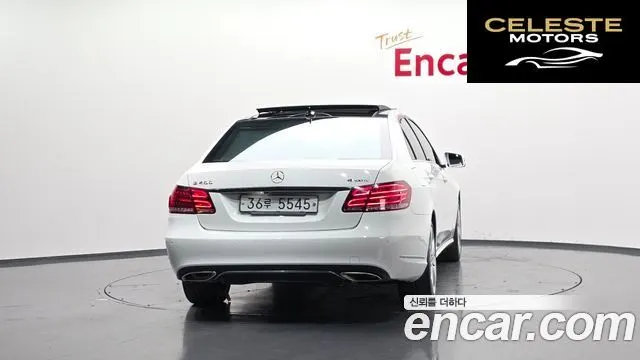 MERCEDES BENZ E-Classe W212 E400 4MATIC 2015 — photo 4 sur 20