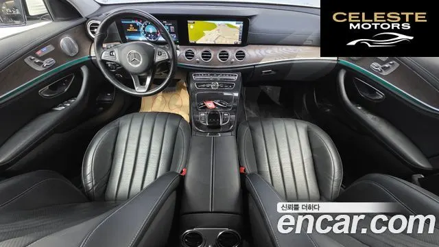 MERCEDES BENZ E-Classe W213 E300 4MATIC Exclusive 2018 — photo 10 sur 30