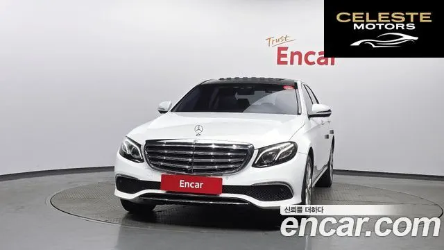 MERCEDES BENZ E-Classe W213 E300 4MATIC Exclusive 2018 — photo 3 sur 30