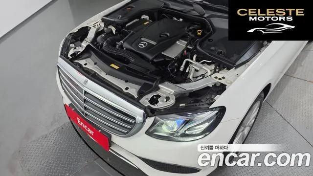 MERCEDES BENZ E-Classe W213 E300 4MATIC Exclusive 2018 — photo 6 sur 30