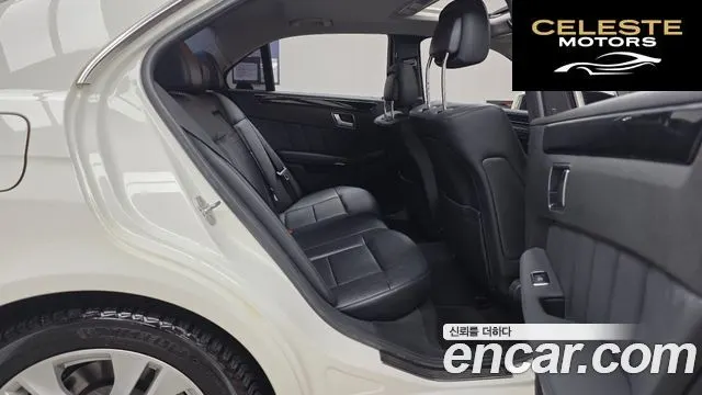 MERCEDES BENZ E-Classe W212 E220 CDI Avantgarde 2012 — photo 12 sur 20