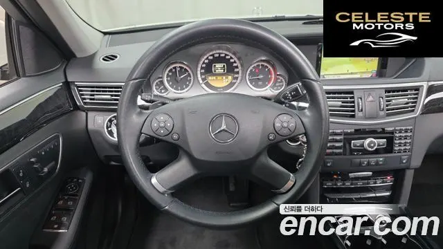 MERCEDES BENZ E-Classe W212 E220 CDI Avantgarde 2012 — photo 13 sur 20