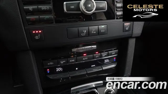 MERCEDES BENZ E-Classe W212 E220 CDI Avantgarde 2012 — photo 18 sur 20