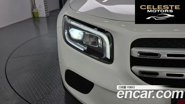 MERCEDES BENZ GLB-Classe X247 GLB200 d 2021 — photo 8 sur 30
