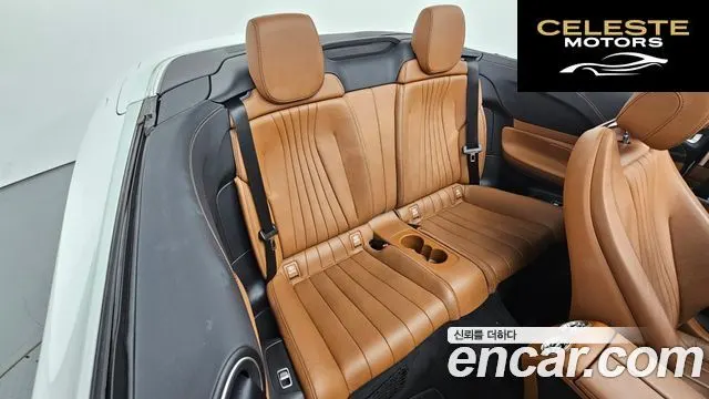 MERCEDES BENZ E-Classe W213 E220d Cabriolet 2018 — photo 17 sur 32