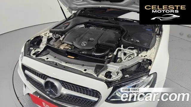 MERCEDES BENZ E-Classe W213 E220d Cabriolet 2018 — photo 6 sur 32