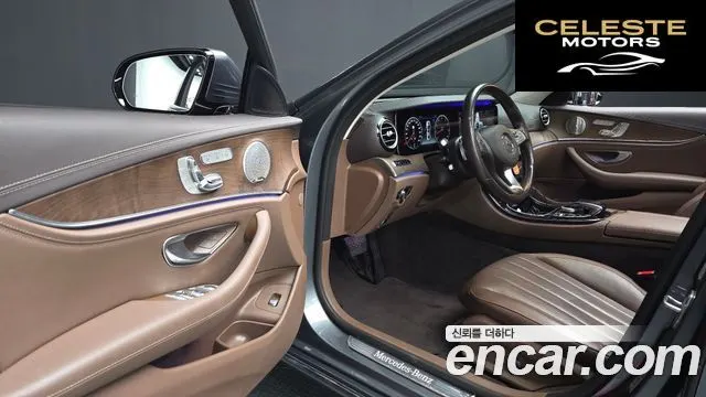 MERCEDES BENZ E-Classe W213 E300 Exclusive 2018 — photo 12 sur 31